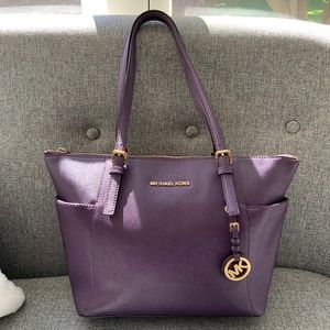 Michael Kors Jet Set Top-Zip Saffiano Leather Tote